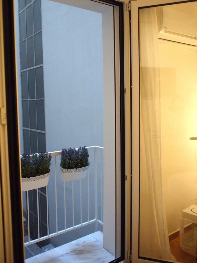 Charming Studio Posh Quartier เอเธนส์ ภายนอก รูปภาพ
