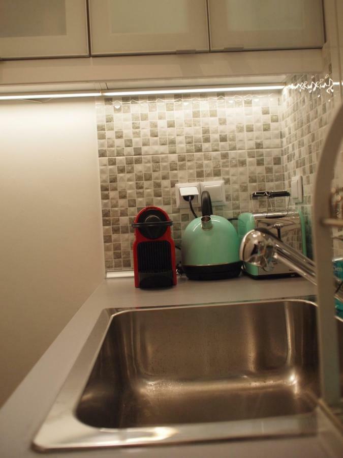 Charming Studio Posh Quartier เอเธนส์ ภายนอก รูปภาพ