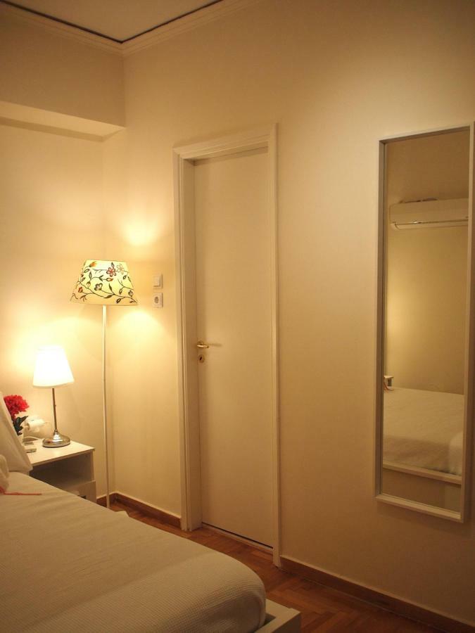 Charming Studio Posh Quartier เอเธนส์ ภายนอก รูปภาพ